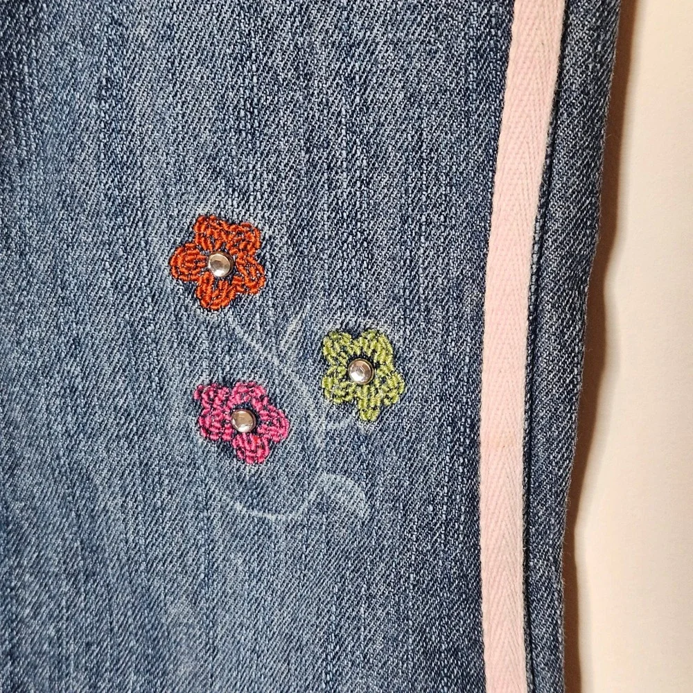 Barbie Vintage Girls‎ Jeans Size 6 Denim Flare Embroidered Flowers Y2K 2004